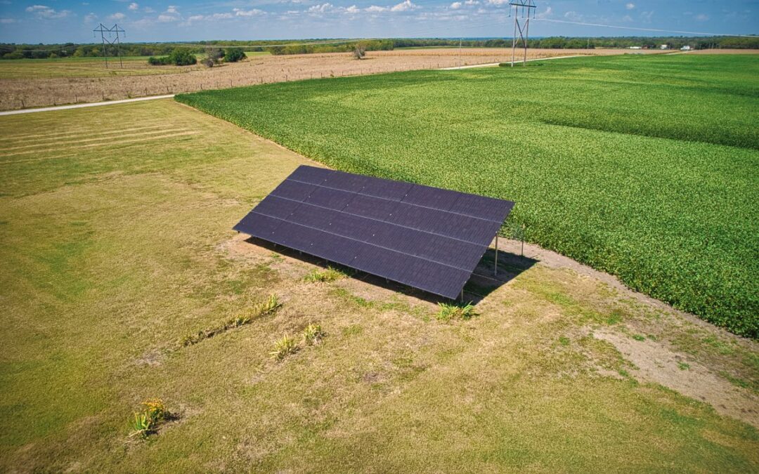 8 kW Residential REC Solar Installation in Baldwin City, Kansas